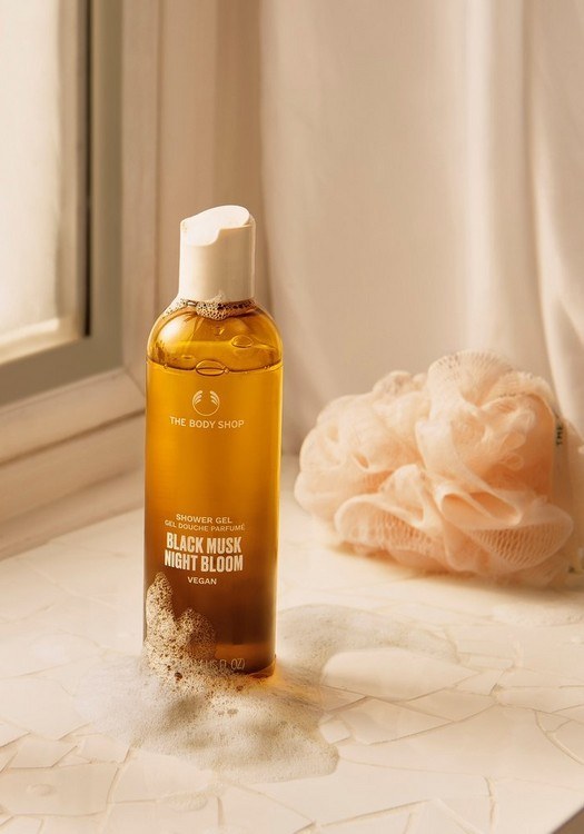 Black Musk Night Bloom Shower Gel 250ml The Body Shop South Africa