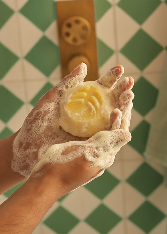 Banana Shampoo Bar Lather