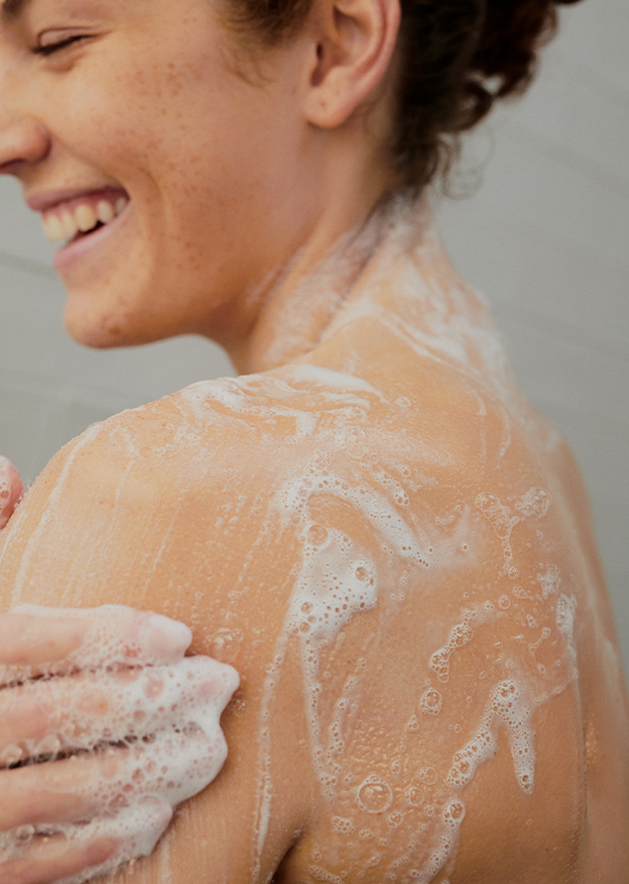Bluebell Shower Cream 250ml Bathroom Texture apply