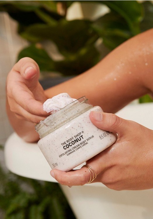 Body Scrub Coconut 250ml The Body Shop South Africa