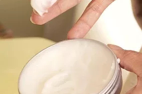 Dry skin cream