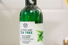 Tea tree open bottle