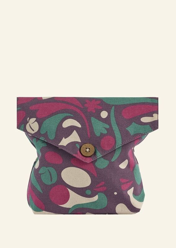 Plum Seasonal Essentials Gift Bag