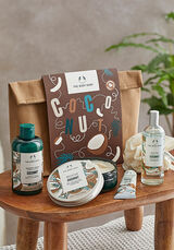 Coconut Gift Set Lifestyle