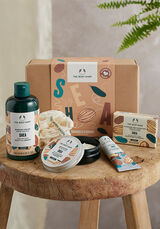 Nourish Flourish Gift Box Lifestyle